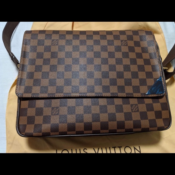 Brand New Louis Vuitton Messenger/Shoulder Bag - Picture 4 of 5